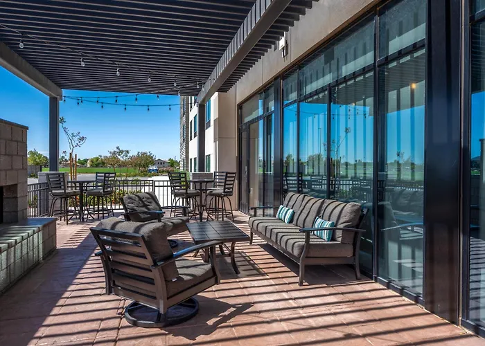 Hotel Express & - - Mesa Gateway Airport Gilbert