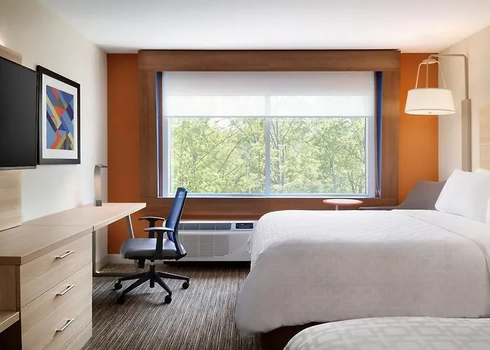 Hotel Express & - - Mesa Gateway Airport Gilbert