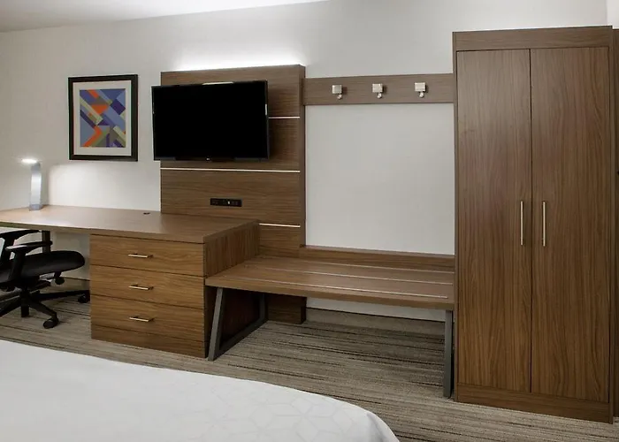 Express & - - Mesa Gateway Airport 3* Gilbert