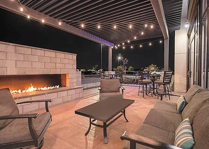 Express & - - Mesa Gateway Airport 3*